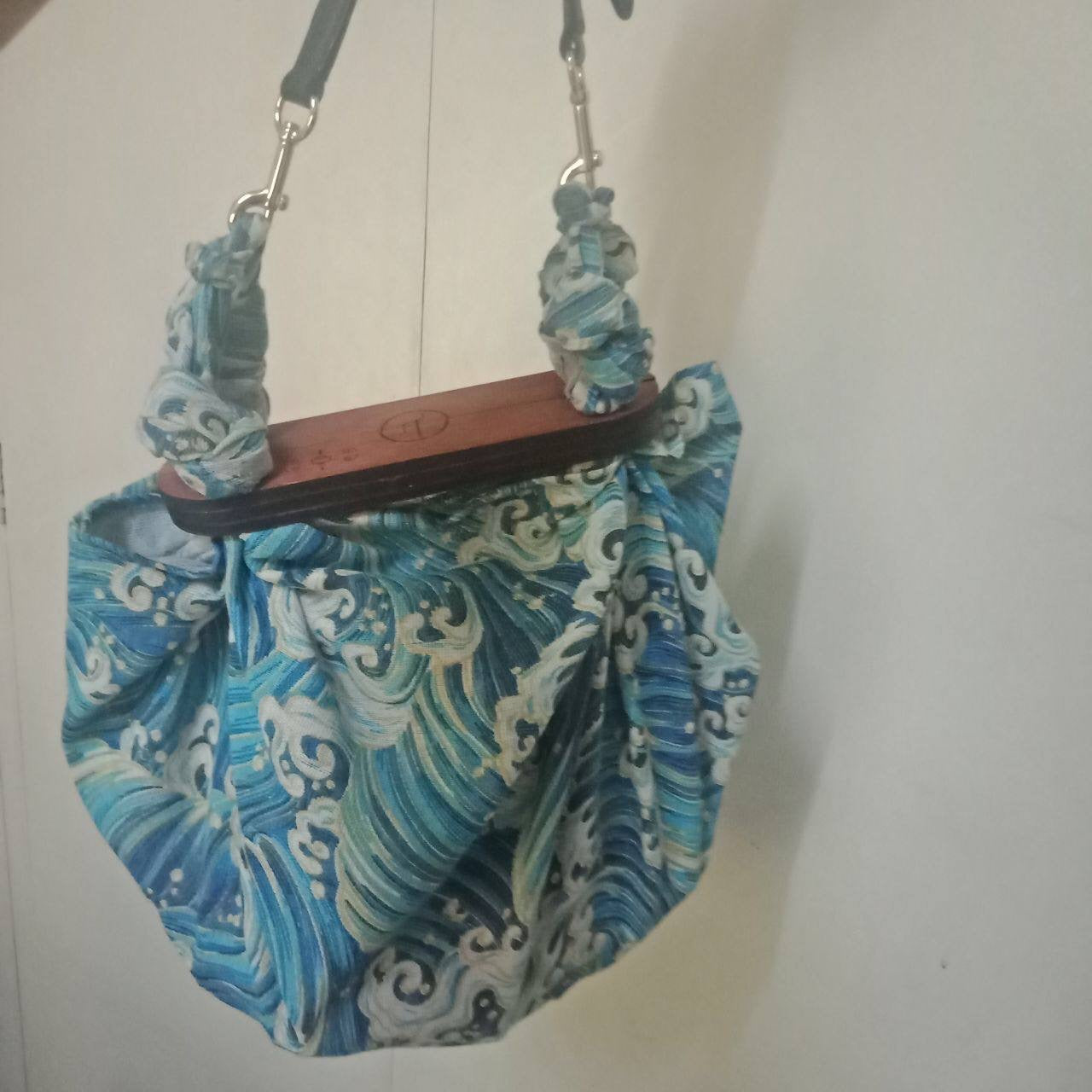 Pangkawit -Wooden Bag Lock  (Medium)